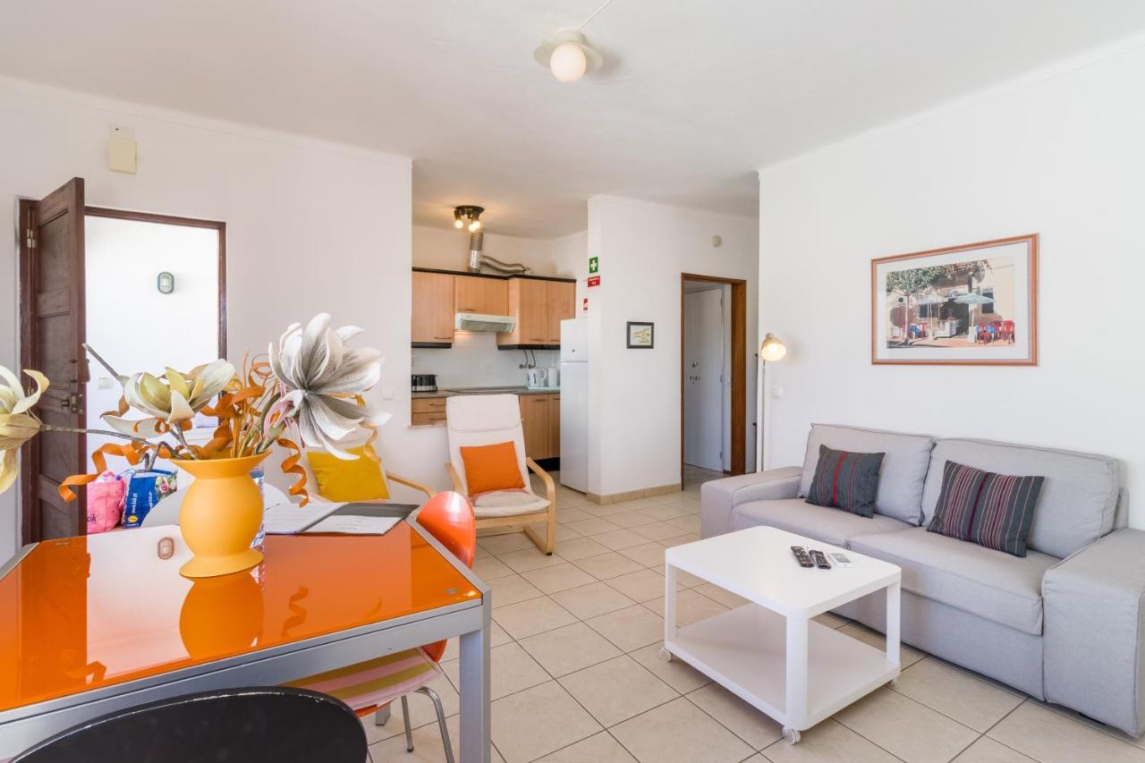 Apartment Centeanes Sol Карвоейру Екстер'єр фото