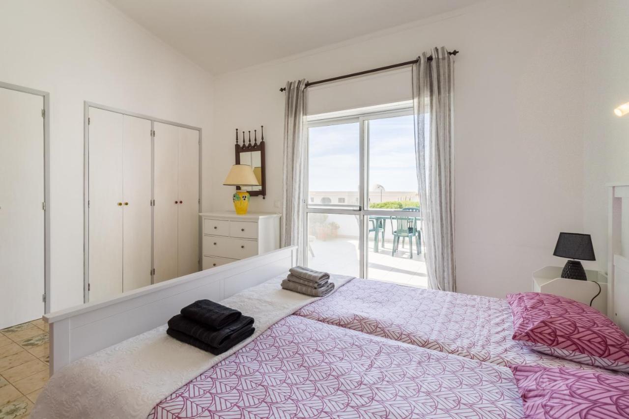 Apartment Centeanes Sol Карвоейру Екстер'єр фото