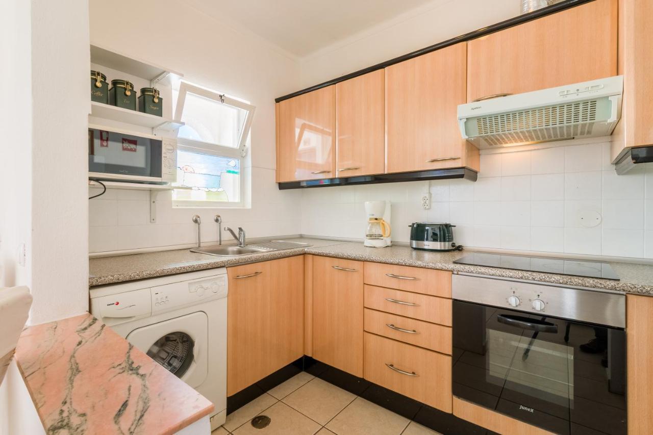 Apartment Centeanes Sol Карвоейру Екстер'єр фото
